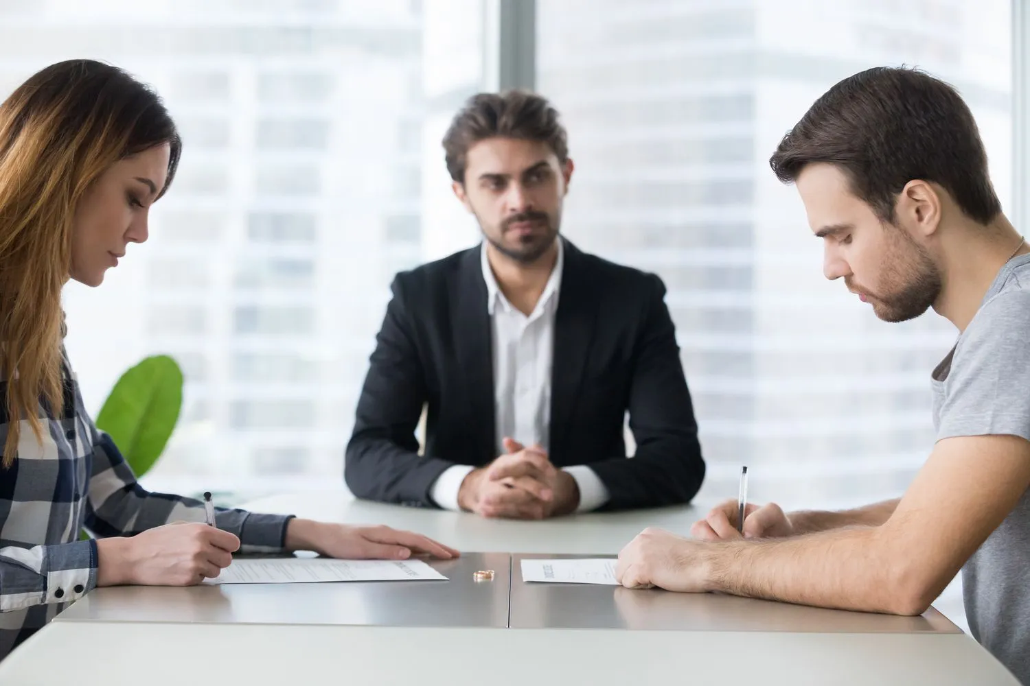 How EH Mediation Guides Couples Toward Fair and Balanced Outcomes Penzance
